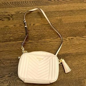 Michael Kors Md Leather Camera Bag